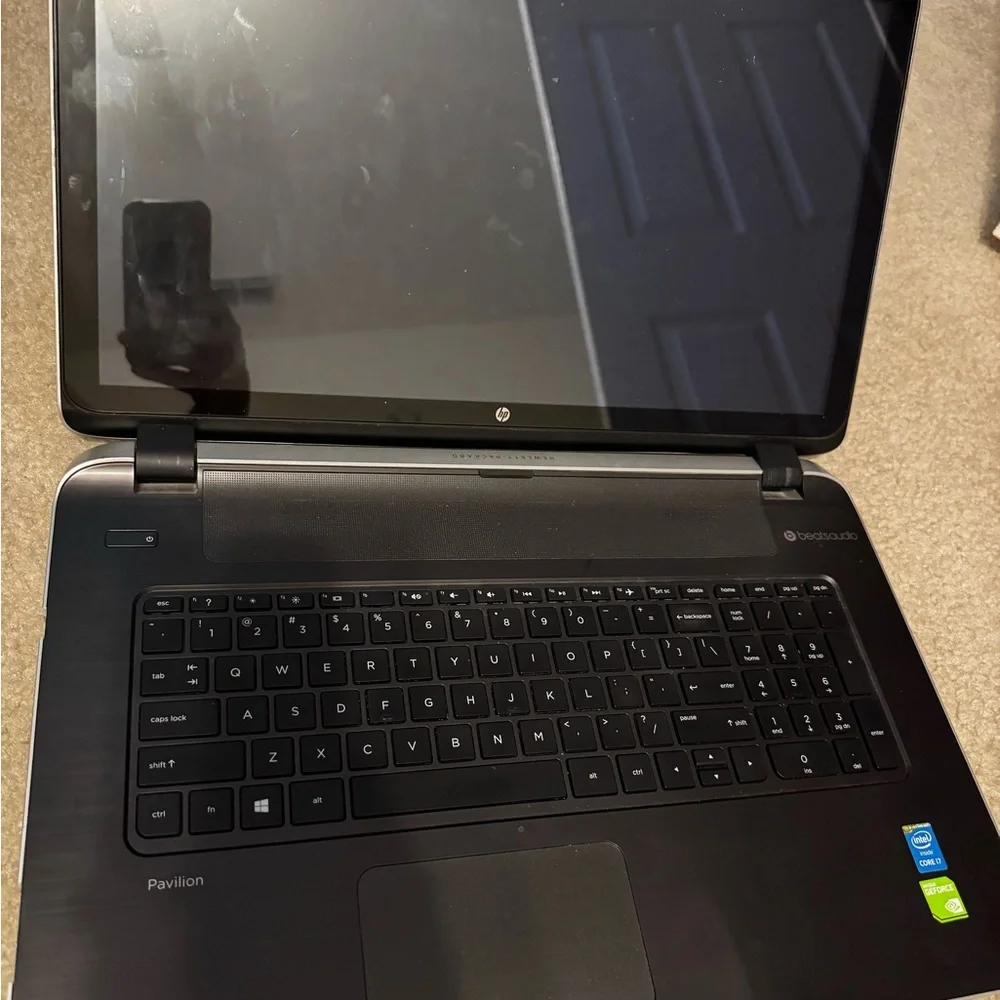 HP Sleek Gray Laptop with beatstudio
